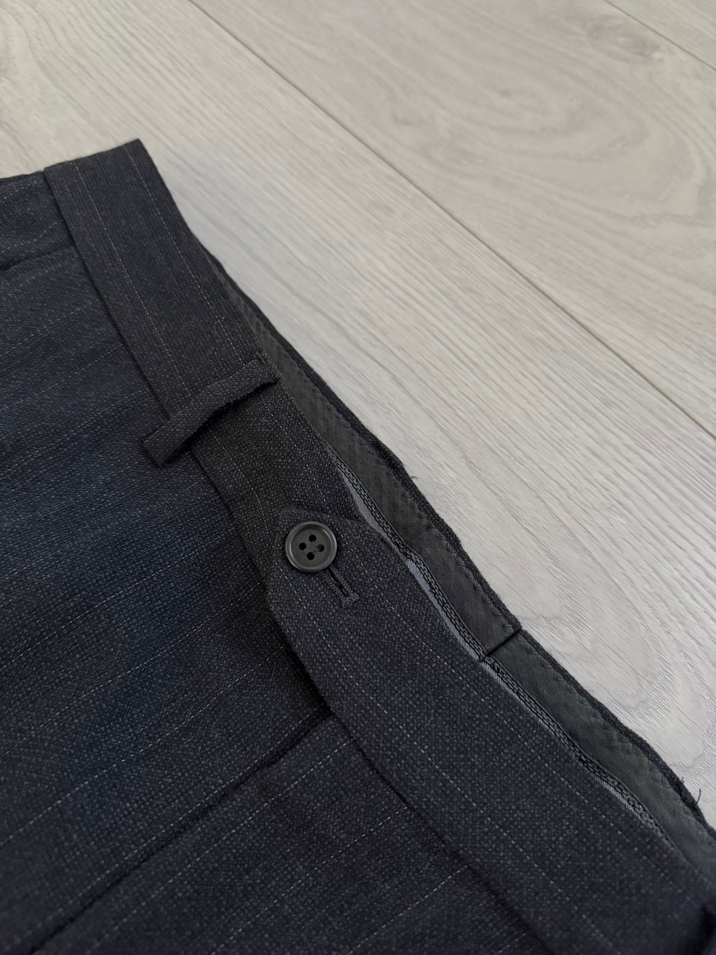 Giorgio Armani 1980s 3B Draped Textured Pleated Wool Suit Grey - Size XXL Jacket / 38" Waist