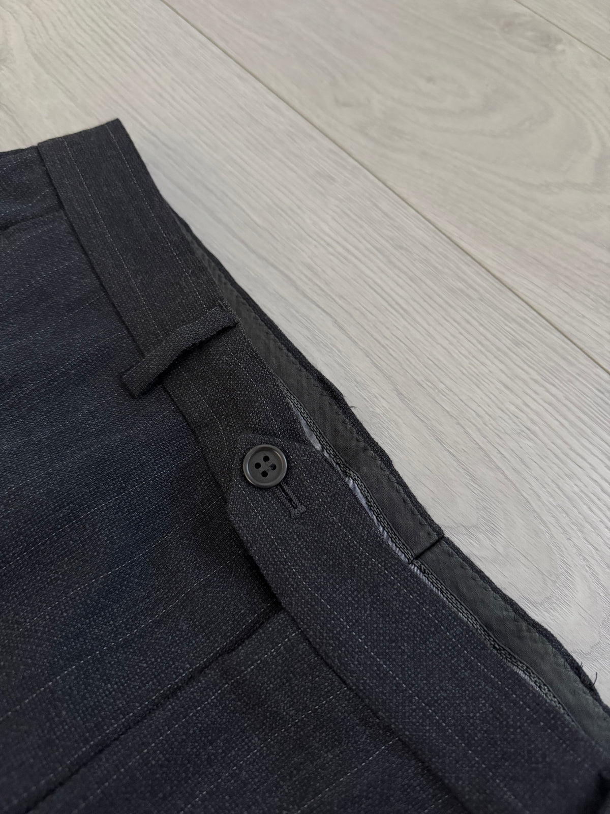 Giorgio Armani 1980s 3B Draped Textured Pleated Wool Suit Grey - Size XXL Jacket / 38" Waist