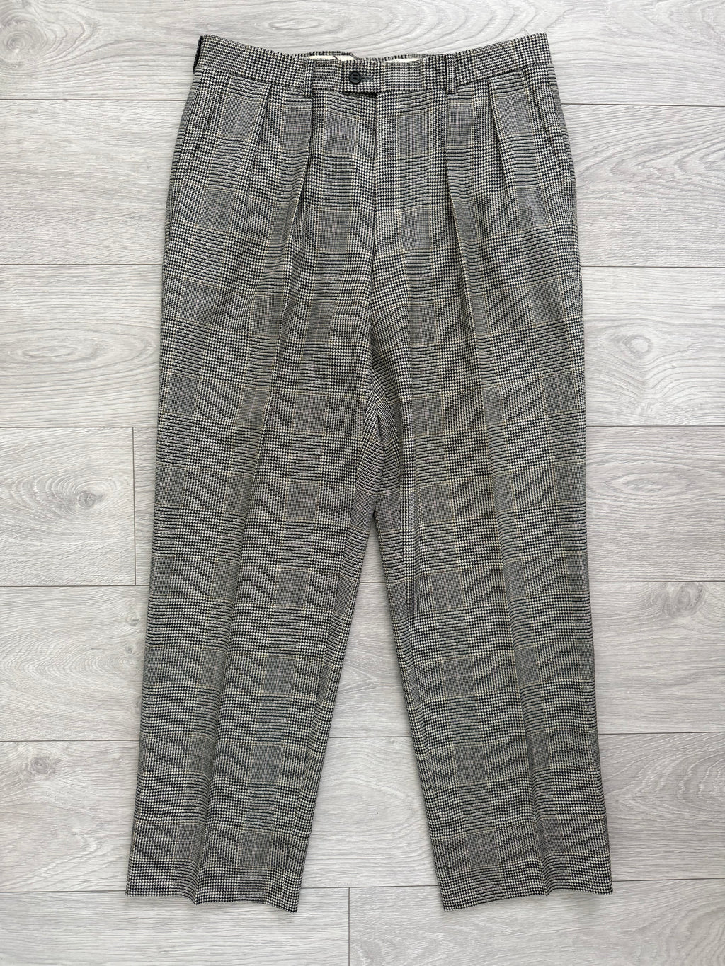 Paul Smith 1990s Peaked Lapel Double Breasted Wool Check Suit - Size M Jacket / 32" Waist