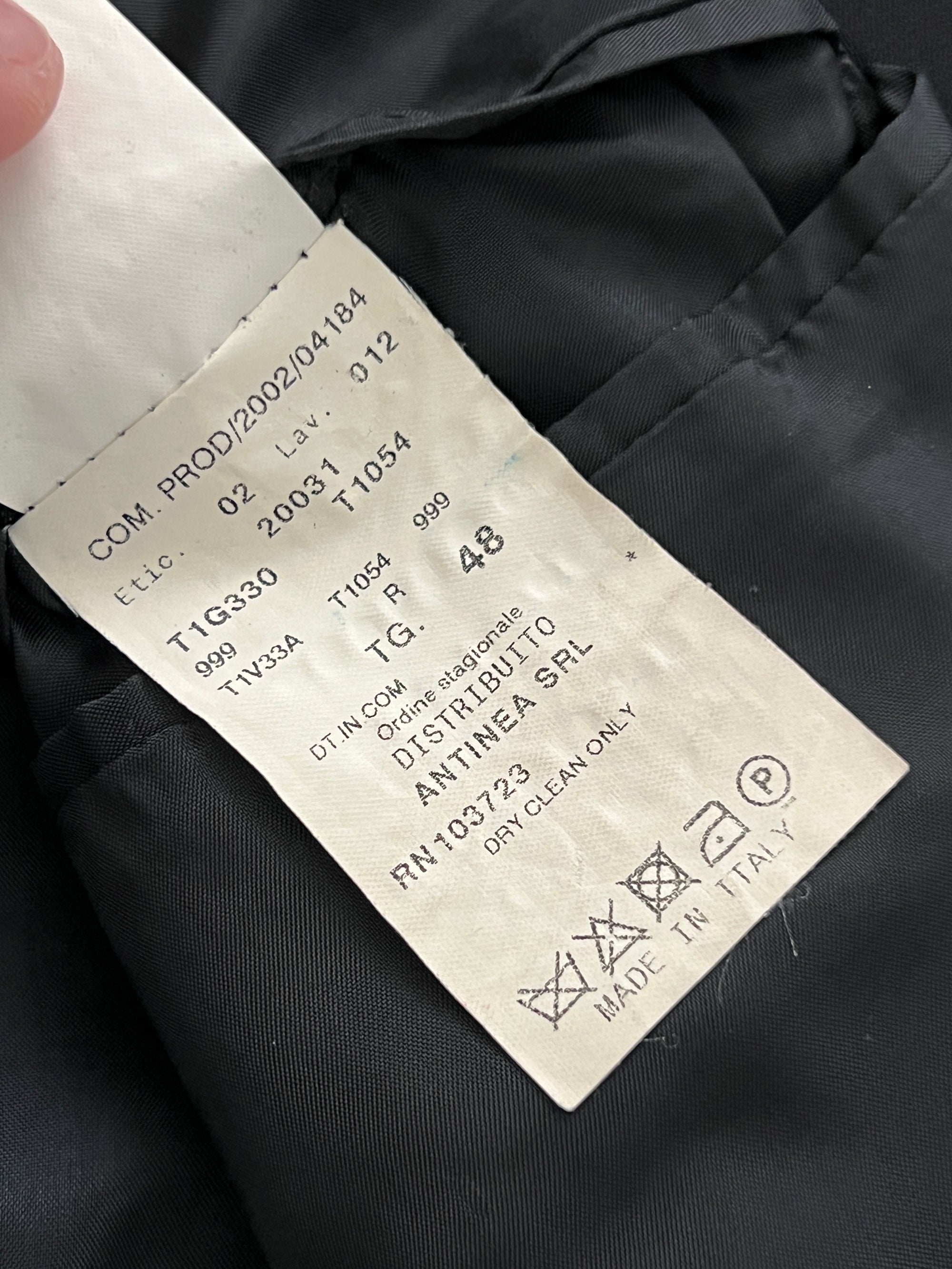 Emporio Armani 2002 3-B Relaxed Suit - Size M Jacket / 32" Waist