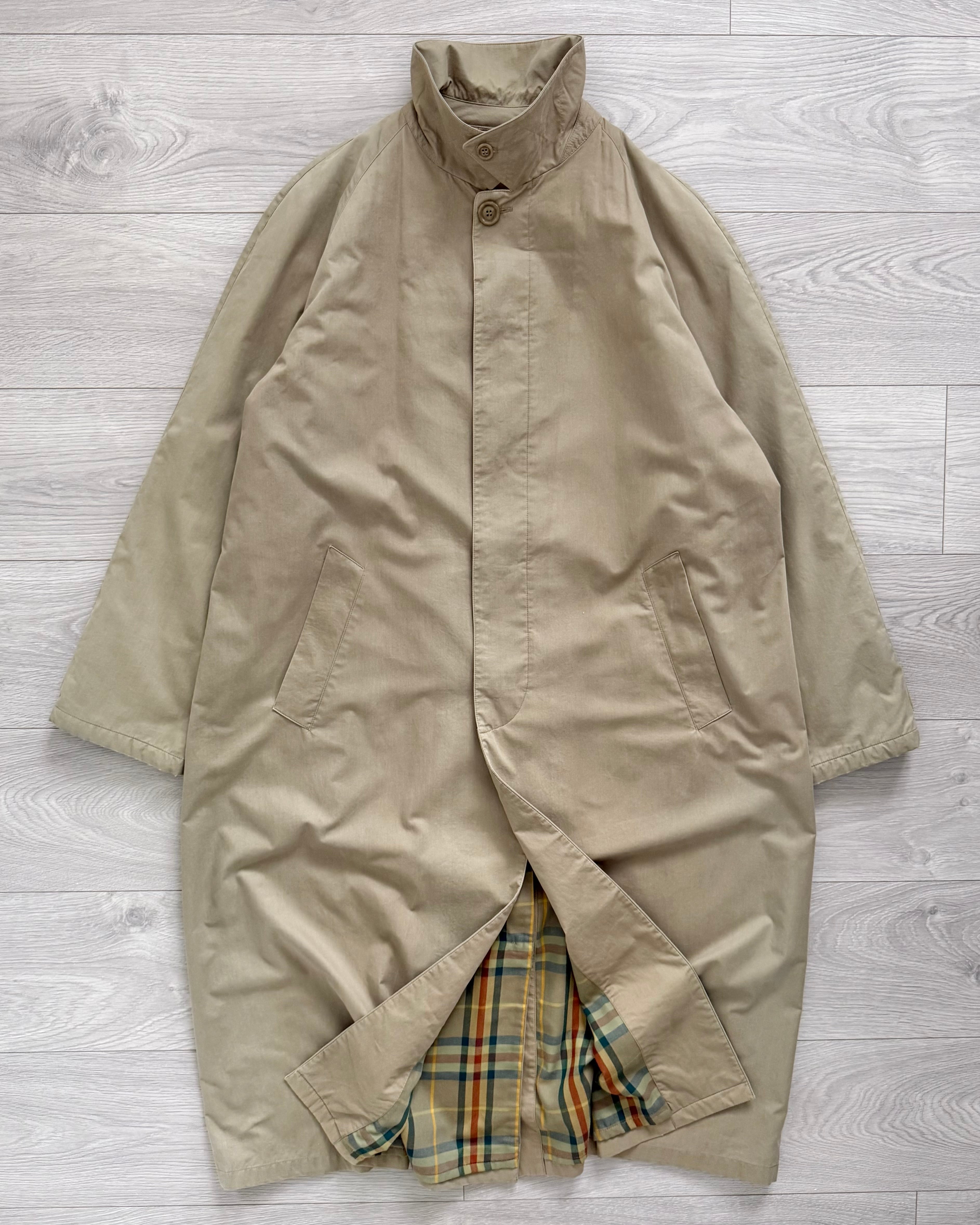 Emporio Armani 1990s Balmacaan Padded Trench Coat - Size L