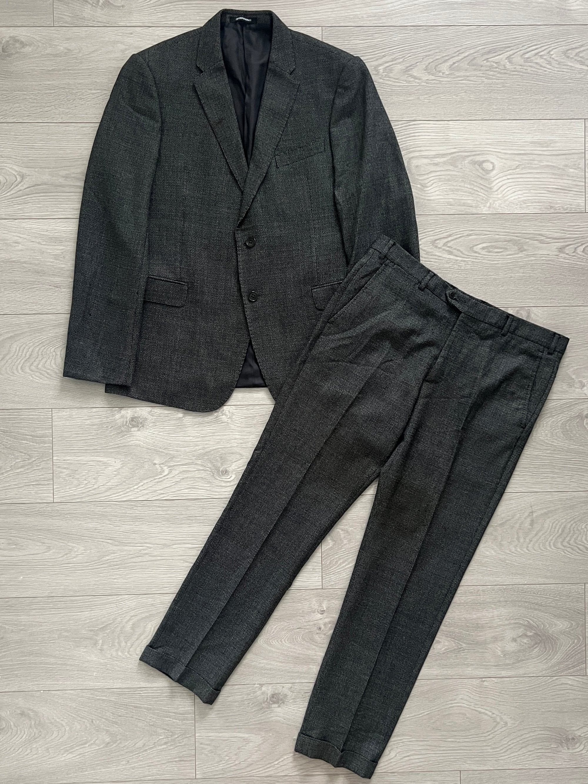 Emporio Armani Textured Wool Grey Suit - Size L Jacket / 34" Waist