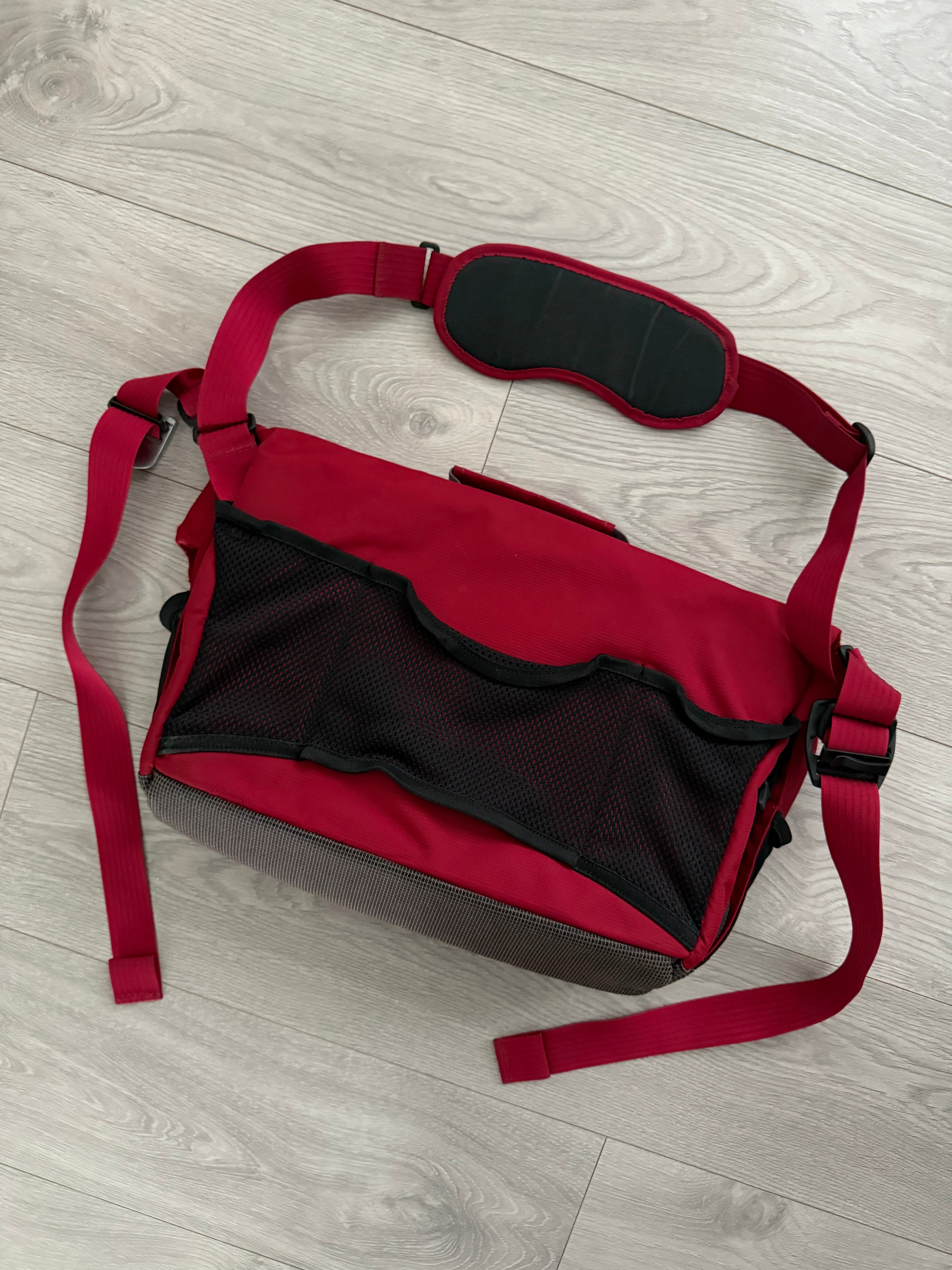 Klattermusen Fenja Technical Crossbody Bag