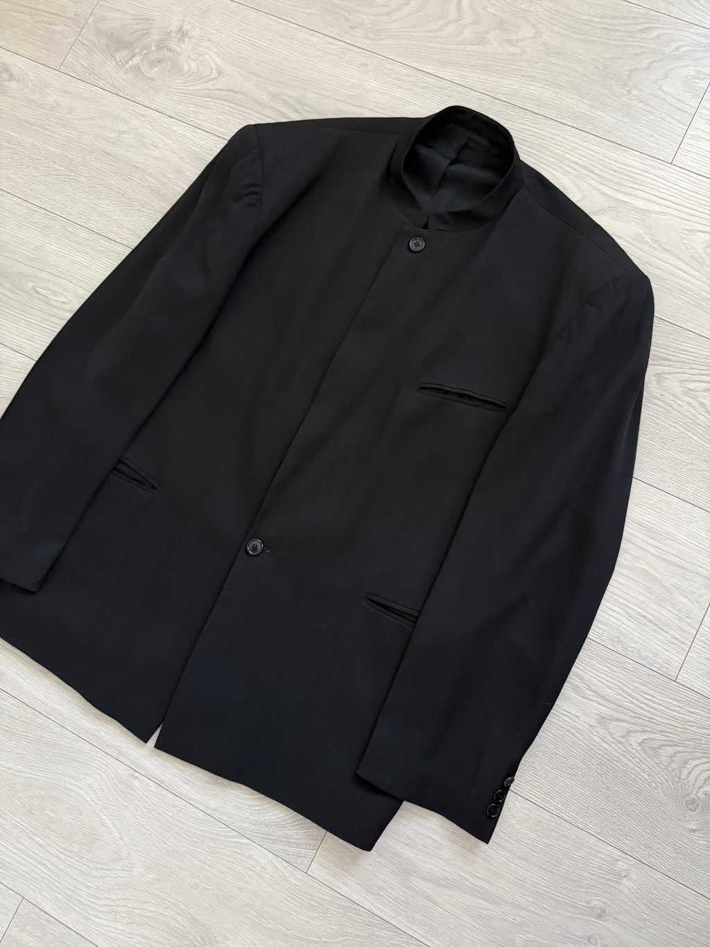 Giorgio Armani Black Label Mainline 1990s Nehru Collar Draped Wool Pleated Suit - Size XXL Jacket / 38" Waist