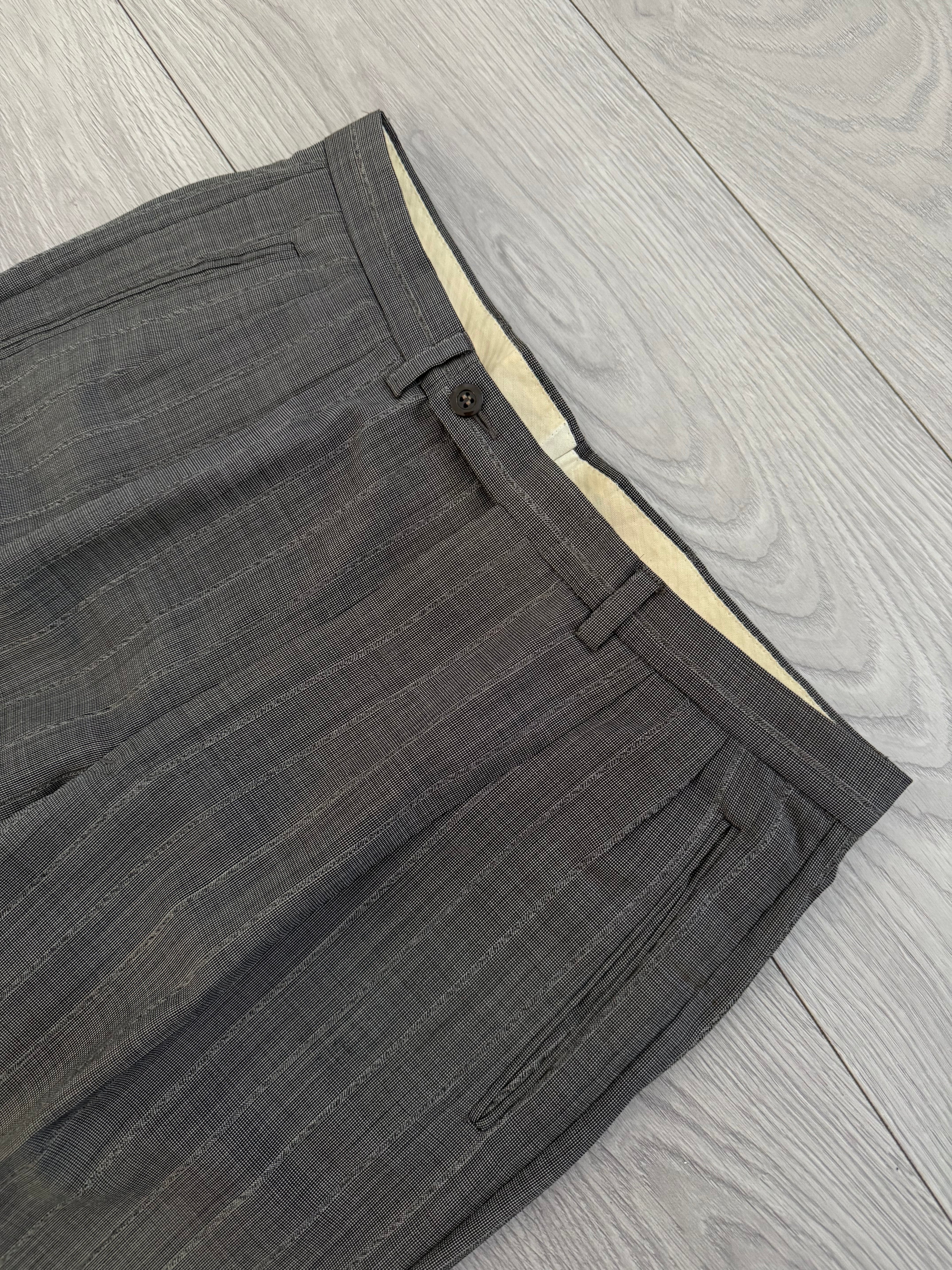 Giorgio Armani Mani 1980s 2B Textured Wool Grey Pleated Suit - Size M Jacket / 32" Waist