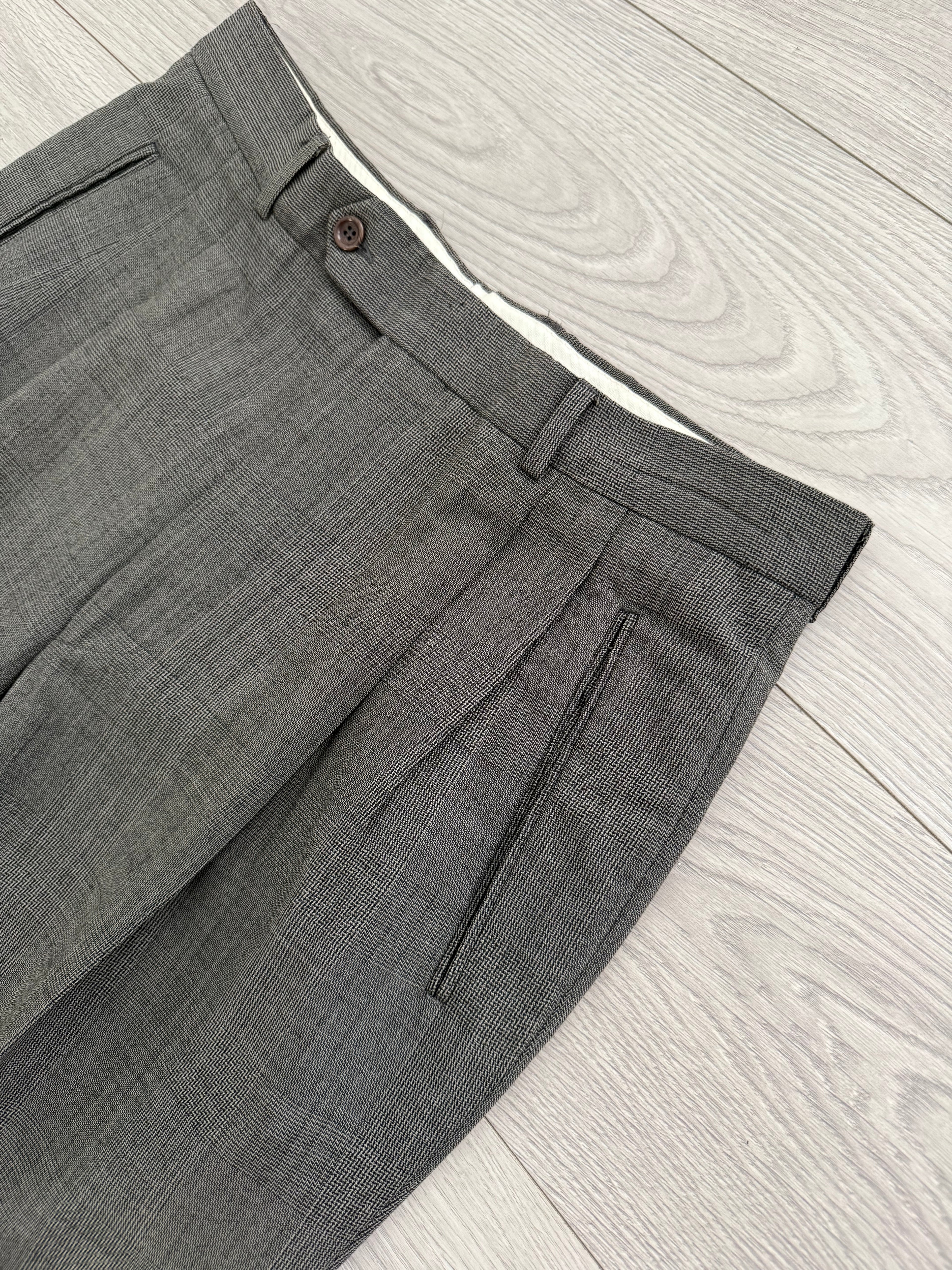 Hugo Boss 1980s 'Zeus' Peaked Lapel Double Breasted Pleated Wool Check Suit Greige - Size XL Jacket / 34" Waist