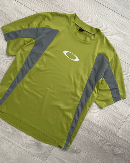 Oakley 00s Tech Panelled Green T-Shirt - Size L