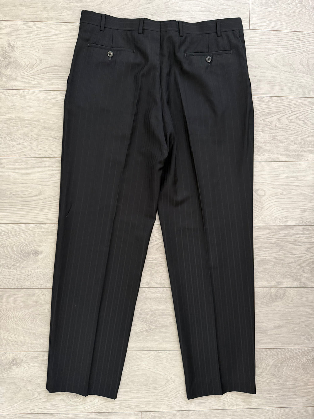 Armani 1990s 2B Striped Pleated Wool Suit - Size XXL Jacket / 38" Waist