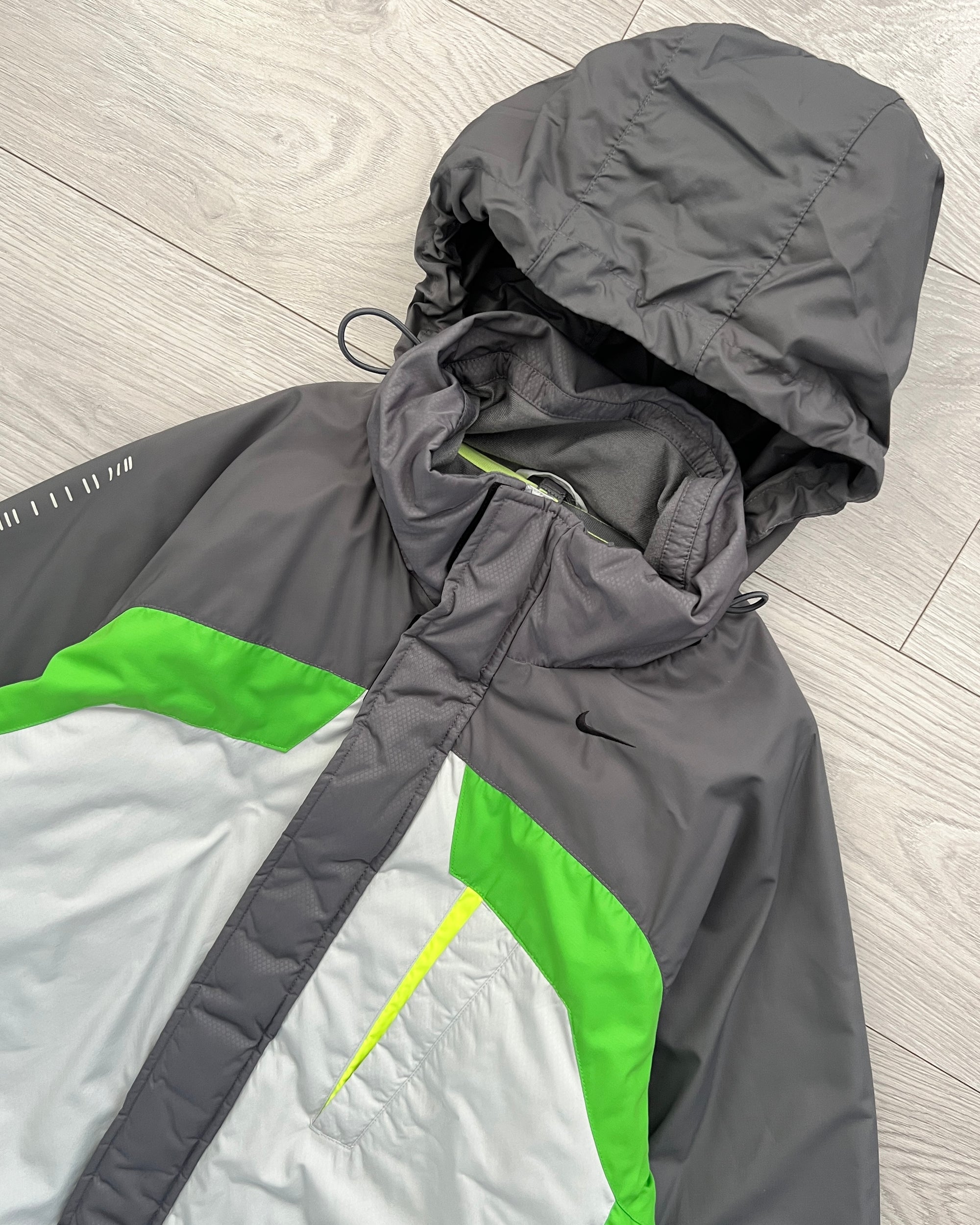 Nike Clima Fit 2000s Insulated Technical Jacket - Size L