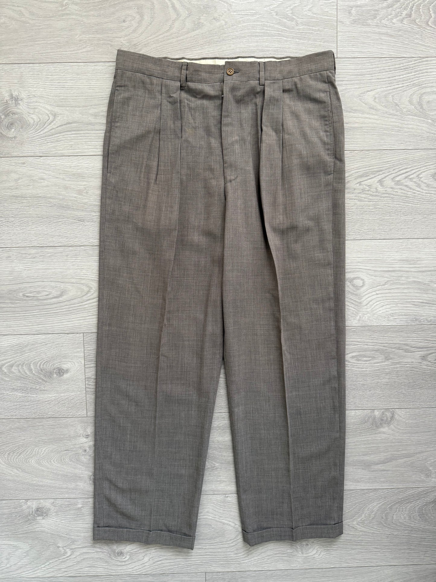 Giorgio Armani 1990s Pleated Wool Suit - Size L Jacket / 32" Waist