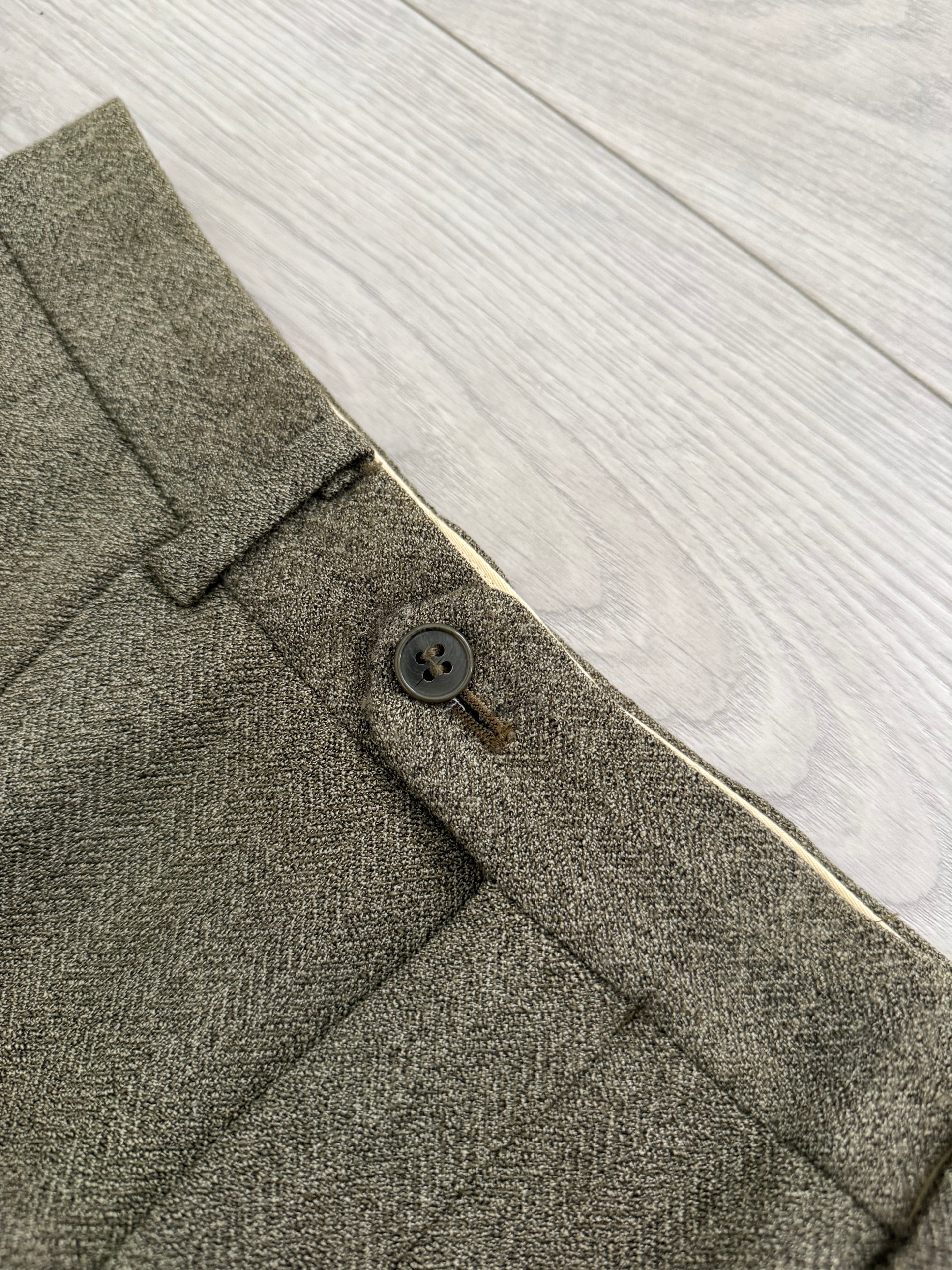 Calvin Klein 1990s 2B Herringbone Wool Double Pleat Suit Khaki Green - Size M Jacket / 32" Waist