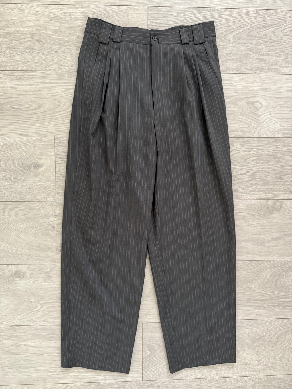 Versace 1980s Peaked Lapel Double Breasted Medusa Metal Button Triple Pleat Striped Wool Suit - Size S Jacket / 30" Waist