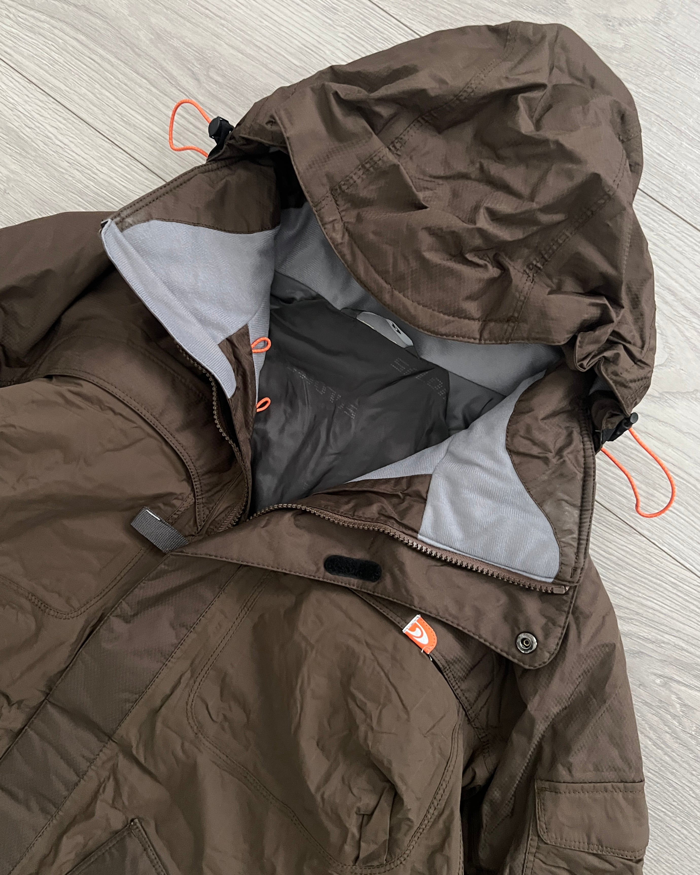 Salomon 2004 Waterproof Vent Zipper Technical Jacket - Size M