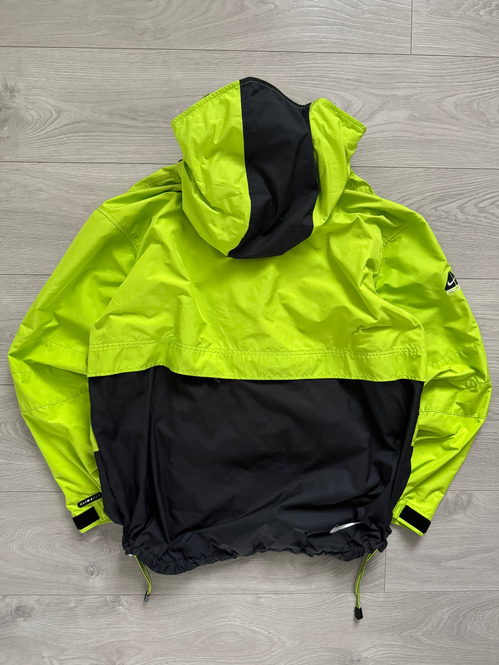 Nike ACG 00s Lungs Era Colourblock Clima-Fit Technical Waterproof Jacket - Size M