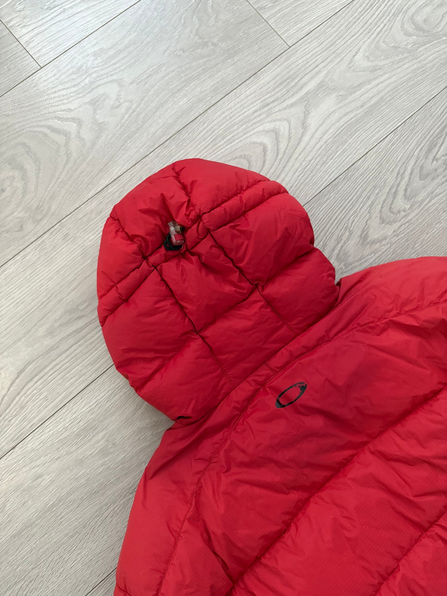 Oakley AW06 Goose Down Red Technical Puffer Jacket - Size M