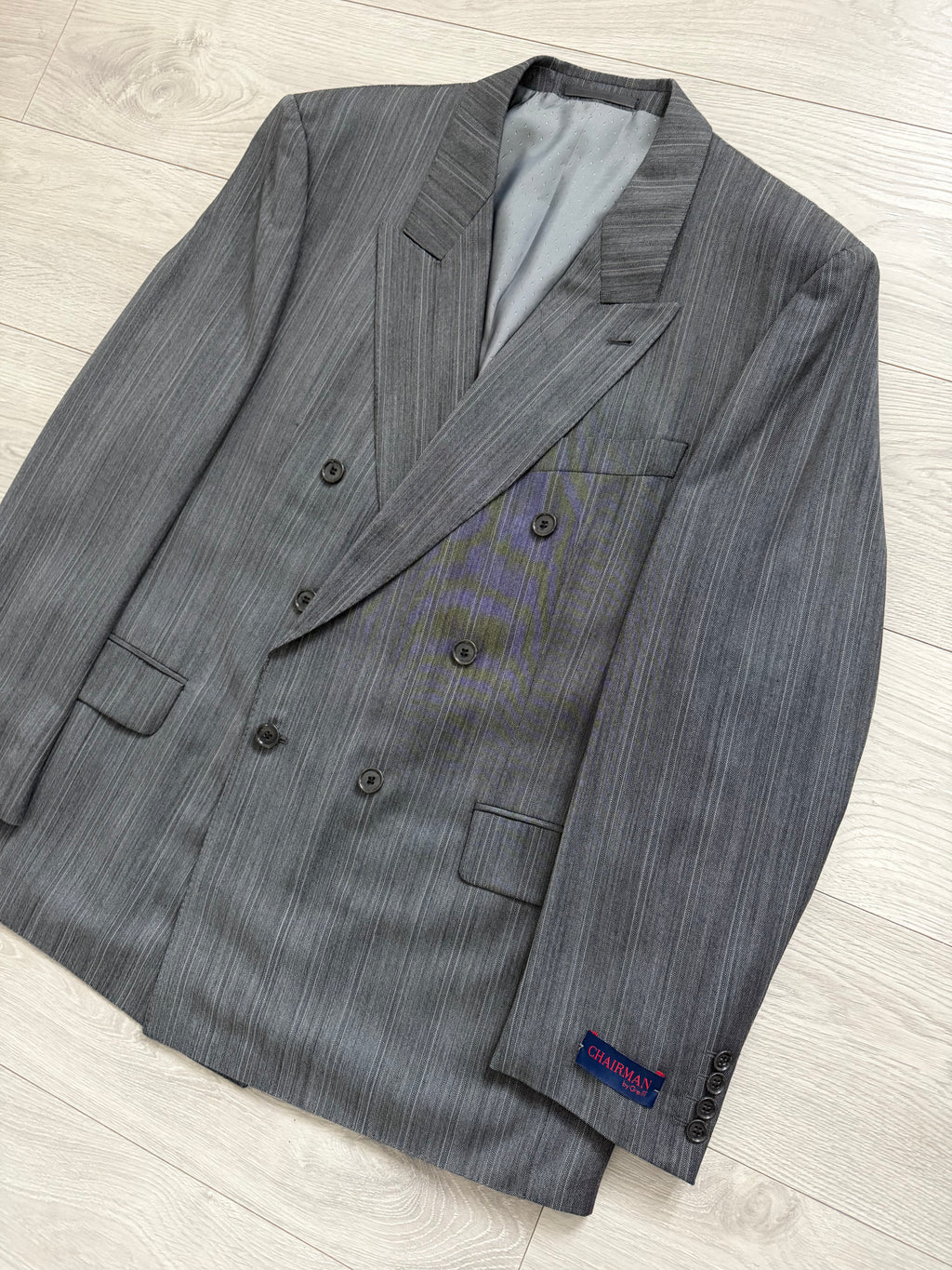 1980s Vintage Peaked Lapel Double Breasted Pleated Wool Textured Suit - Size XXL Jacket / 36" Waist