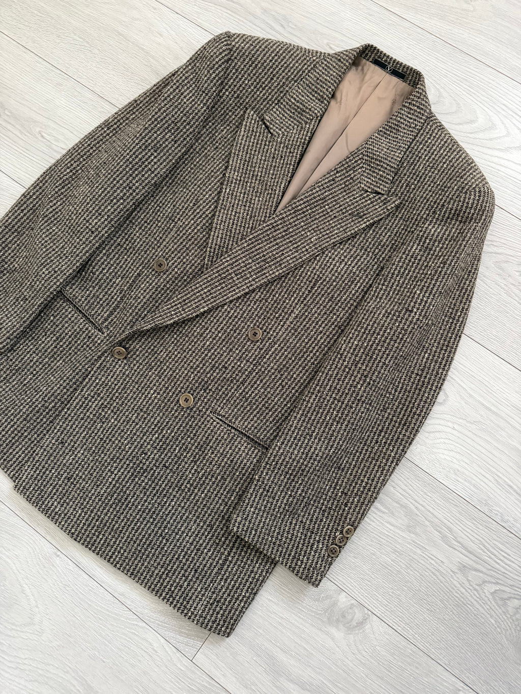 Valentino 1980s Peaked Lapel Double Breasted Textured Wool Sport Jacket Blazer - Size M