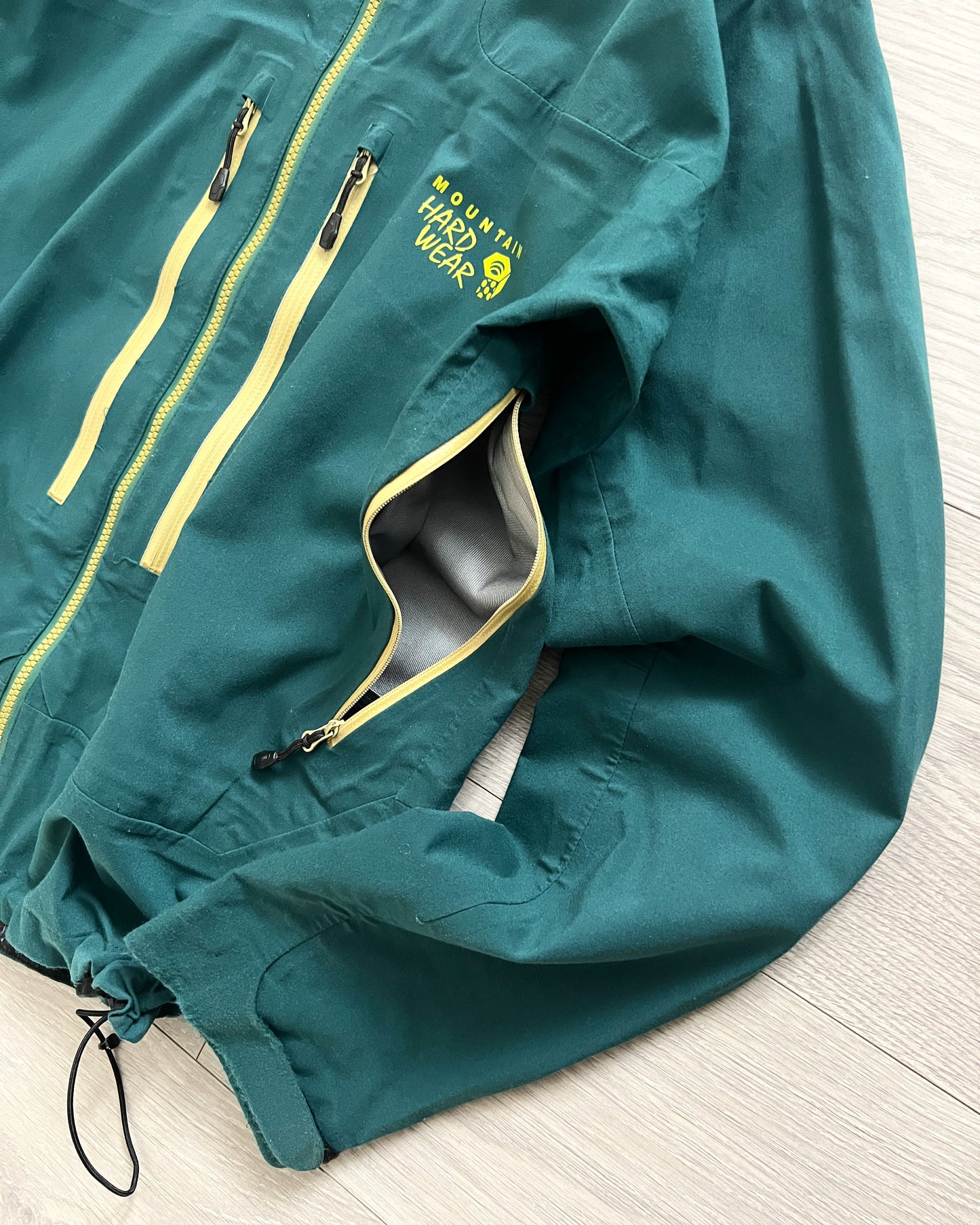 Mountain Hardwear Peak Waterproof Jacket - Size S