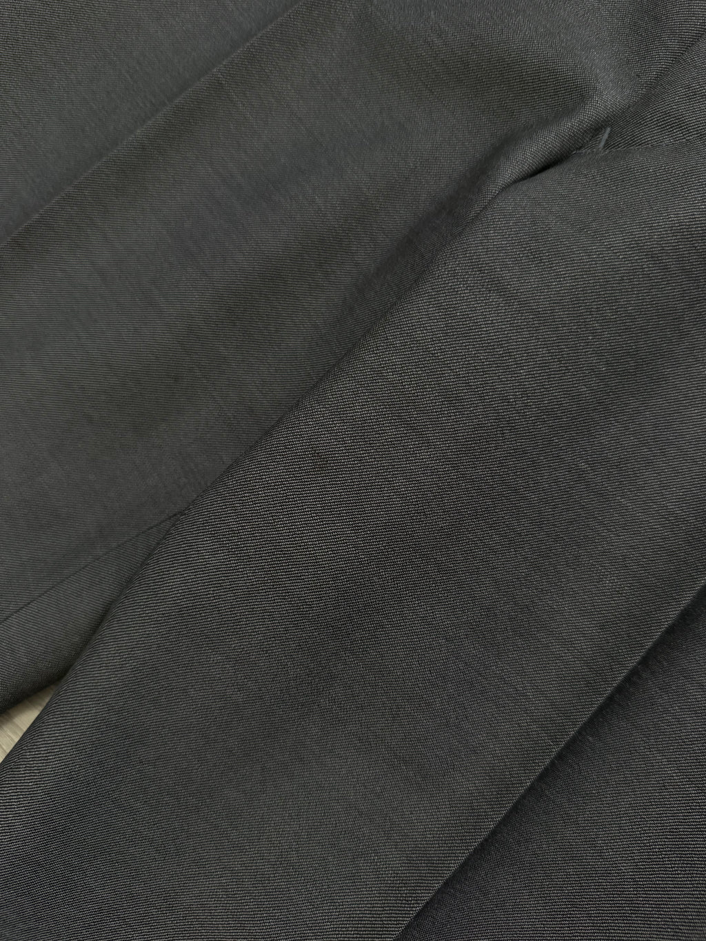 Burberry 1980s Peaked Lapel Double Breasted Pleated Wool Mohair Grey Suit - Size S Jacket / 31" Waist