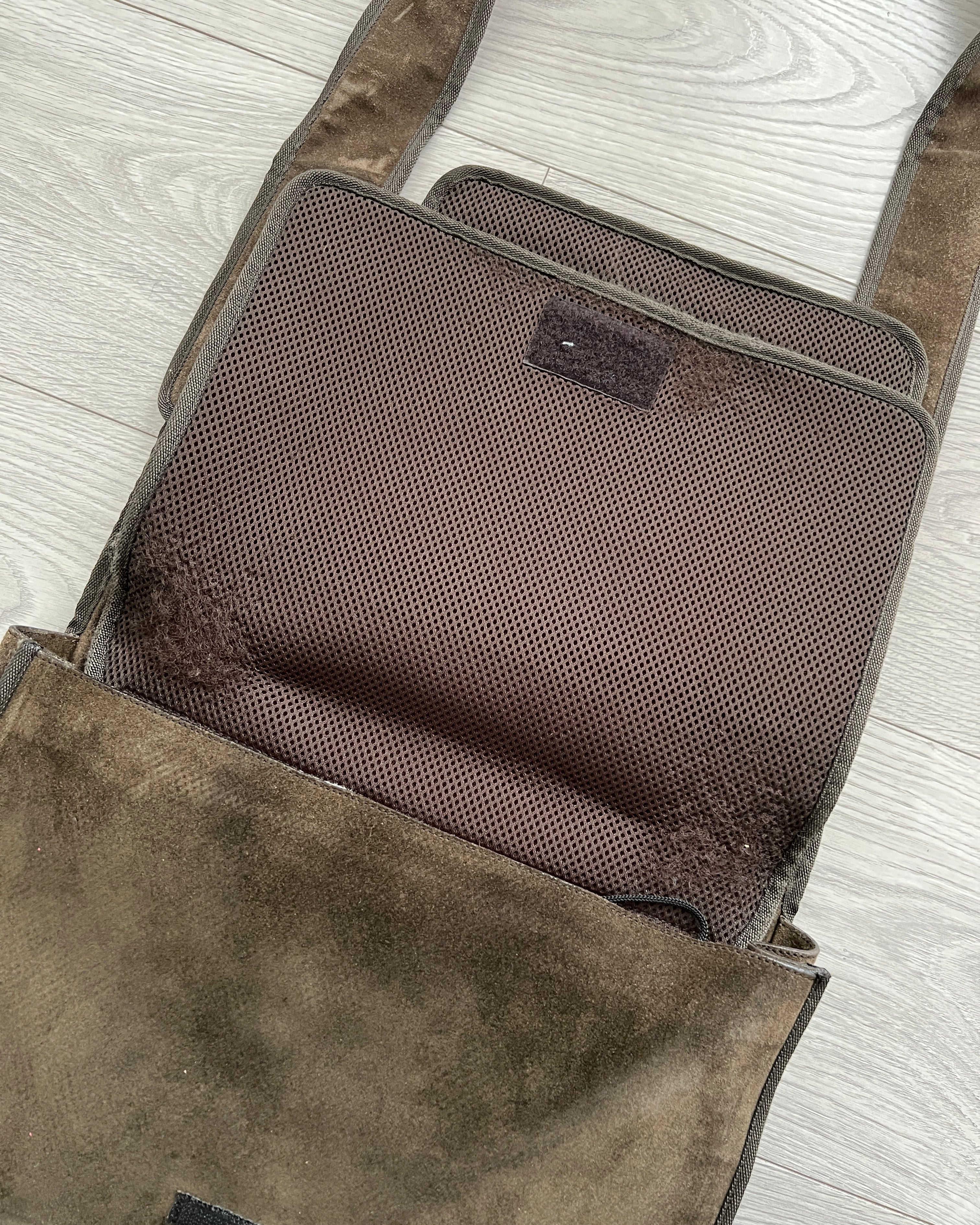 Miu Miu 1999 Triple Layer Suede Crossbody Shoulder Bag Miu Miu 1999 Triple Layer Suede Crossbody Shoulder Bag