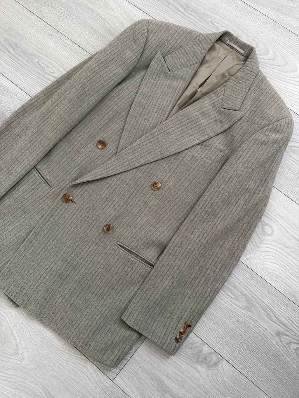 Basile 1980s Torello Viera Fabric Peaked Lapel Double Breasted Pleated Wool Suit - Size M Jacket / 31" Waist