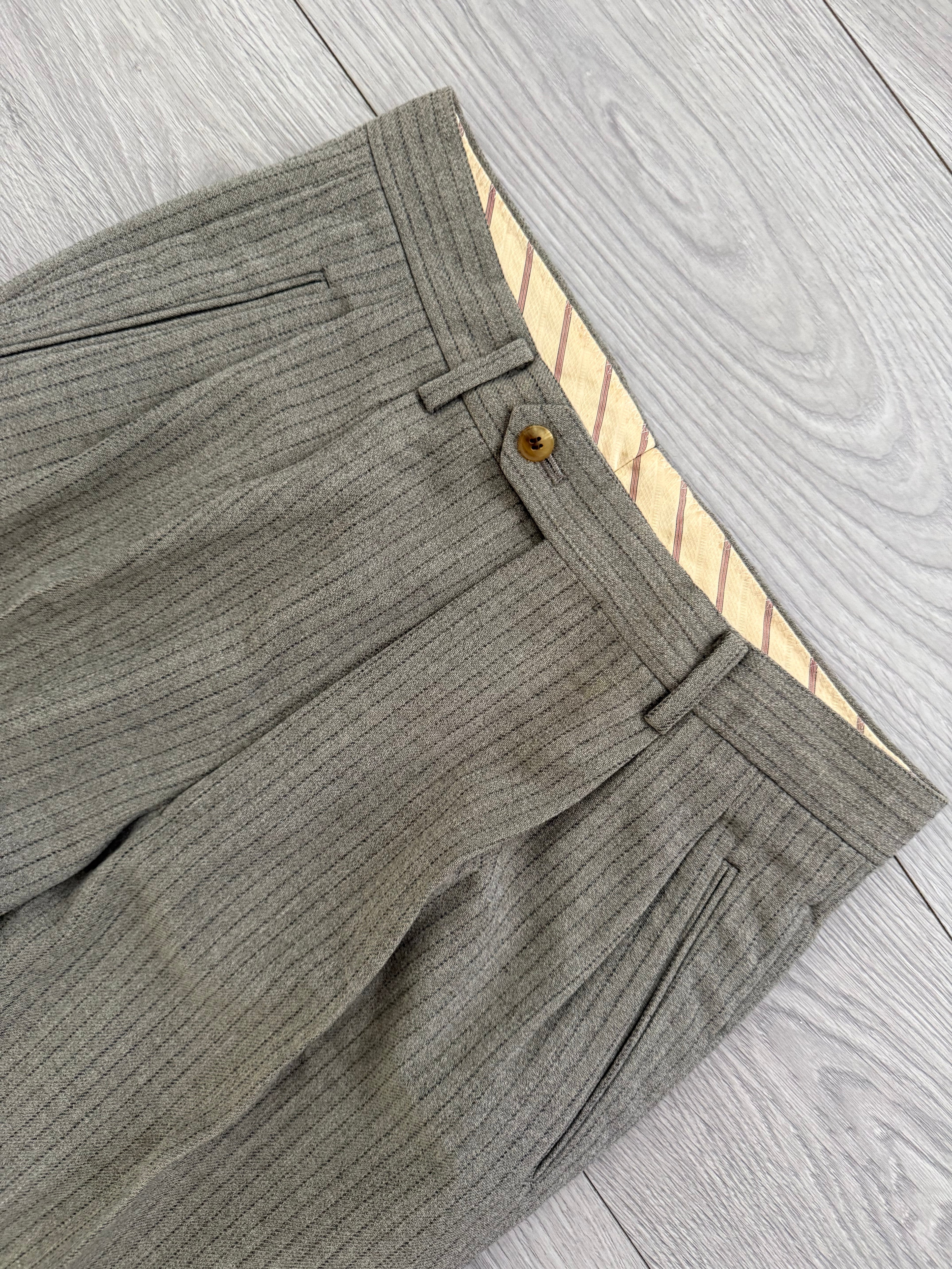 Basile 1980s Torello Viera Fabric Peaked Lapel Double Breasted Pleated Wool Suit - Size M Jacket / 31" Waist