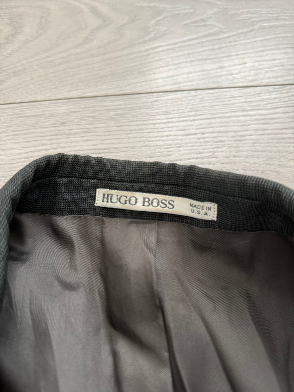 Hugo Boss 1980s Peaked Lapel Double Breasted Pleated Wool Suit Dark Green - Size XL Jacket / 36" Waist