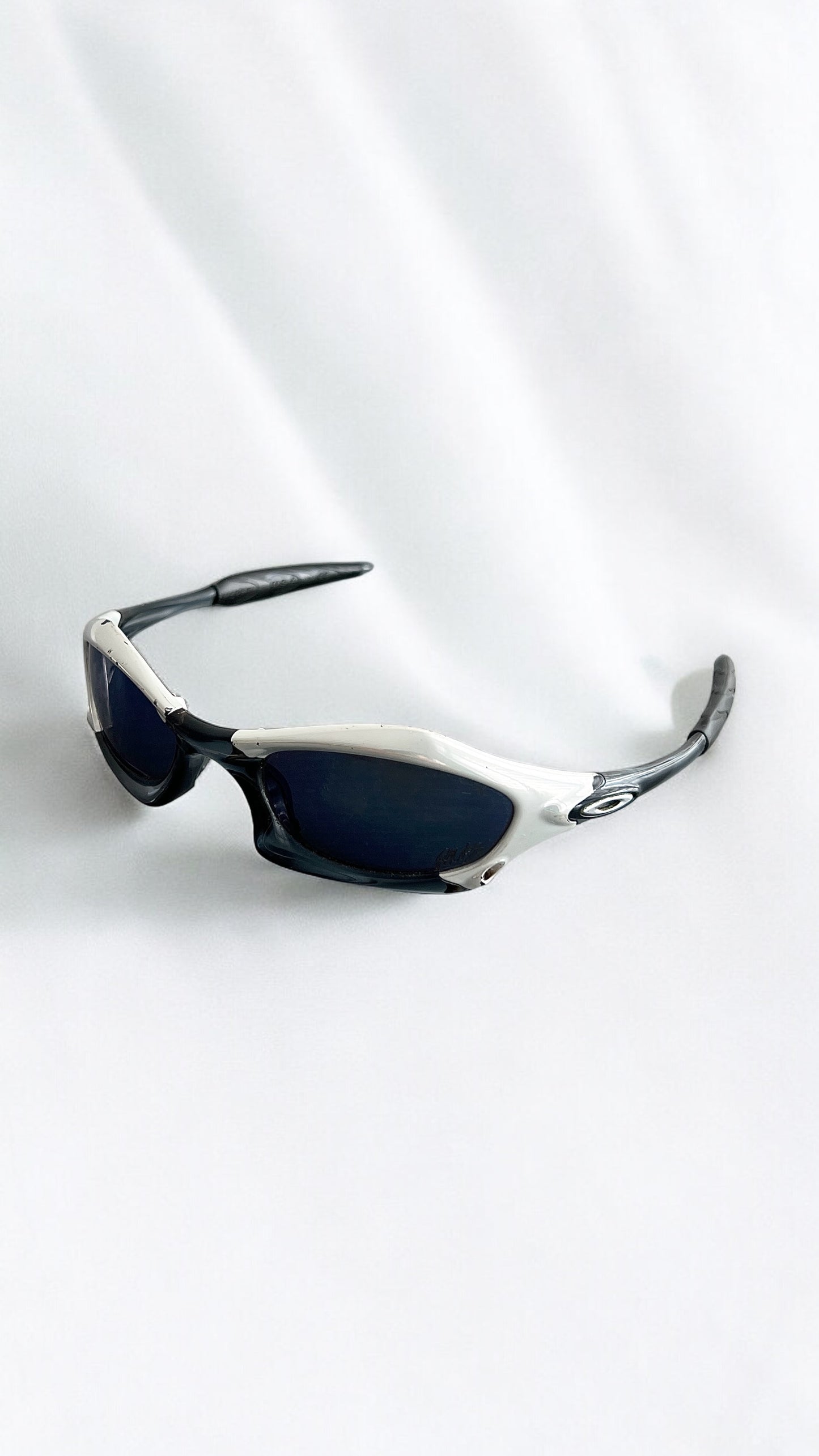 Oakley 2002 Splice JP Montoya Signature Edition Sunglasses in White Chrome/Crystal Black