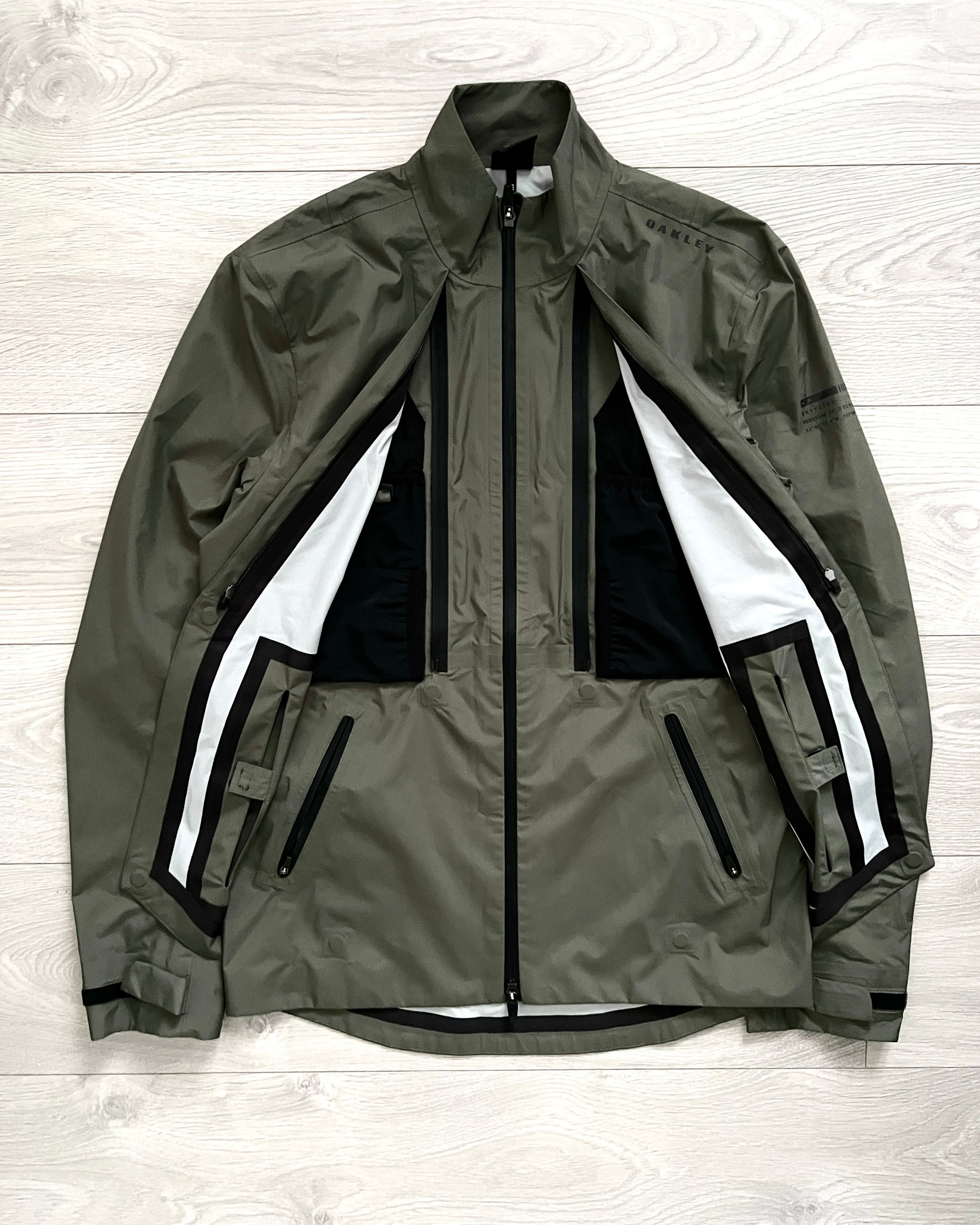 Oakley 2017 Magnetic Latch Stealth Jacket - Size S