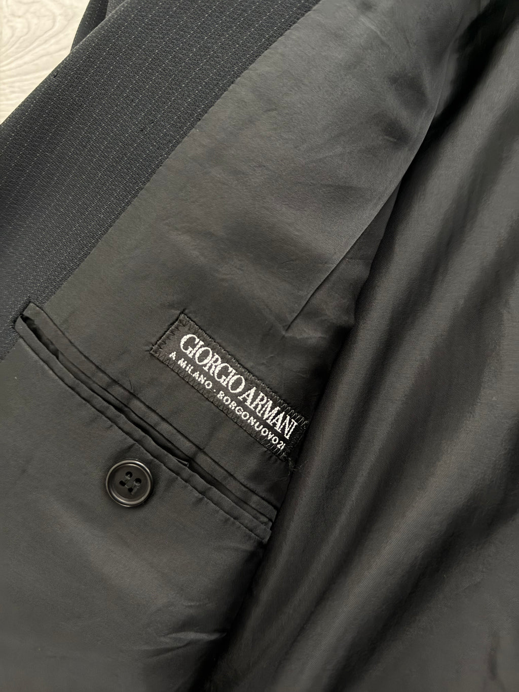 Giorgio Armani Black Label 1990s Peaked Lapel Double Breasted Pleated Wool Suit - Size XXXL Jacket / 40" Waist