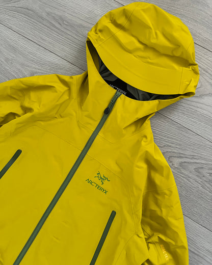 Arcteryx Theta LT Gore-Tex Pro Waterproof Yellow Jacket - Size M