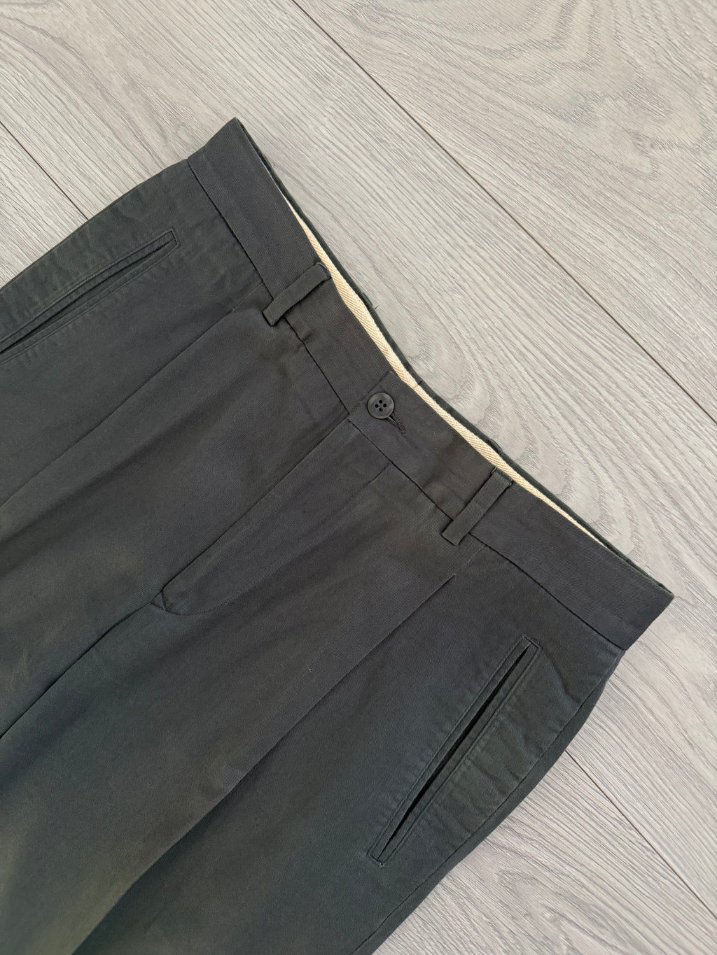 Armani 2000s Pleated Cotton Green Pants - Size 30" Waist