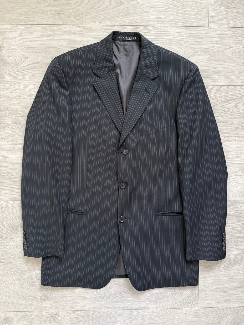 Hugo Boss 1990s 'Sigma' Striped Pleated Wool Suit Made in USA - Size M Jacket / 32" Waist