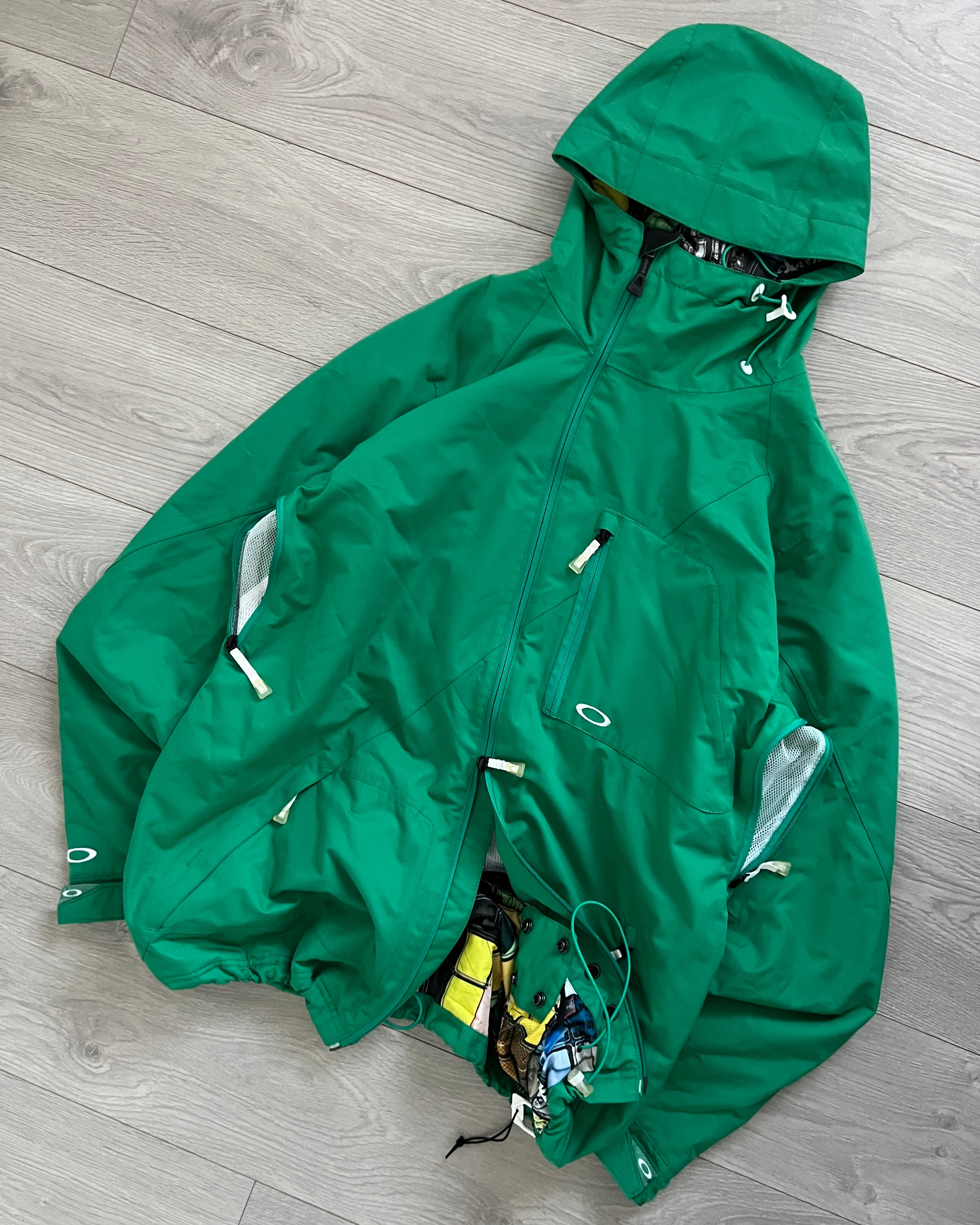 Oakley FW2011 Thinsulate Fleece Mapped Dual Magnet Vent Jacket - Size L