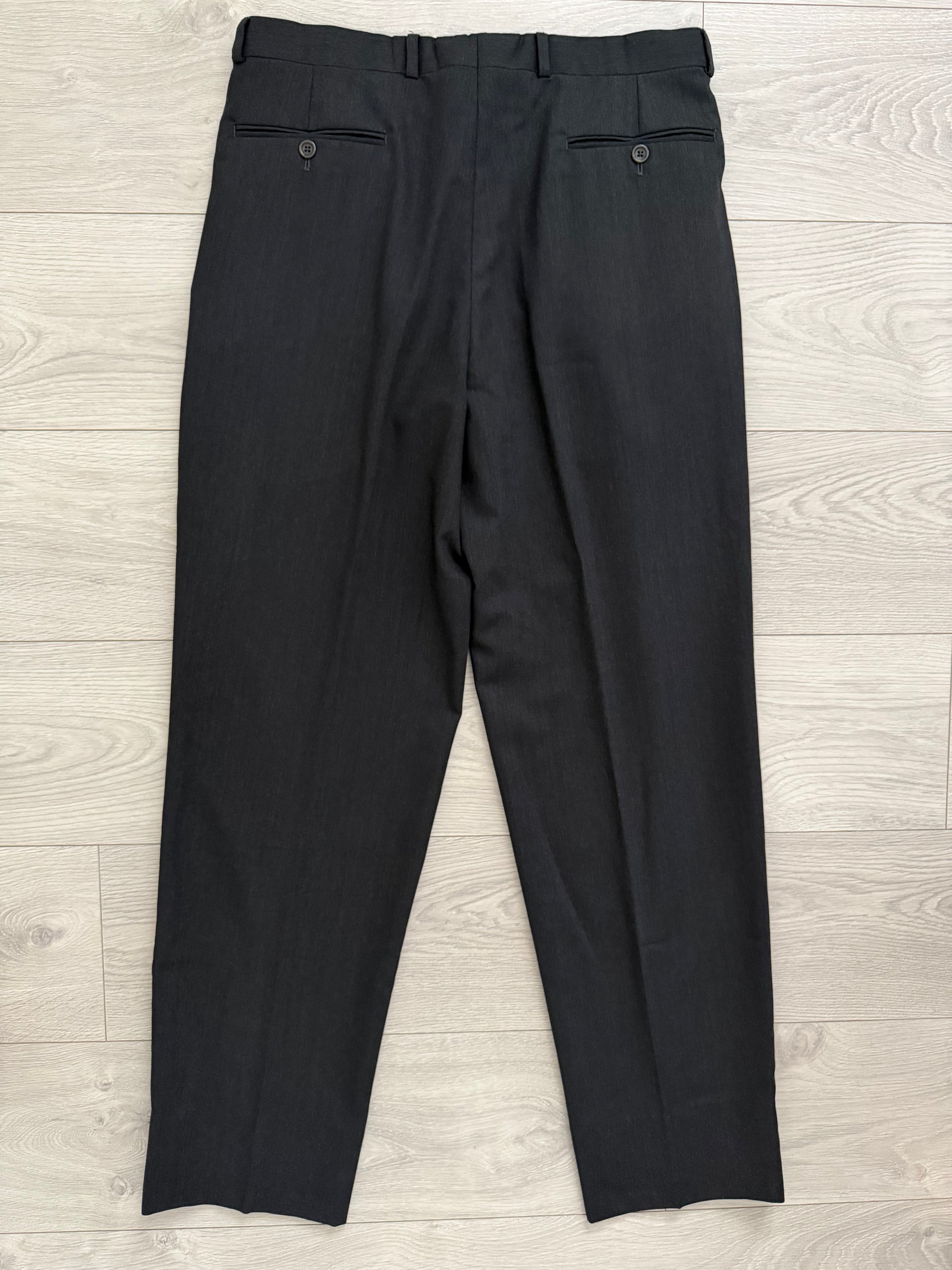 Armani 1990s Peaked Lapel Double Breasted Pleated Wool Suit Charcoal Grey - Size L Jacket / 33" Waist