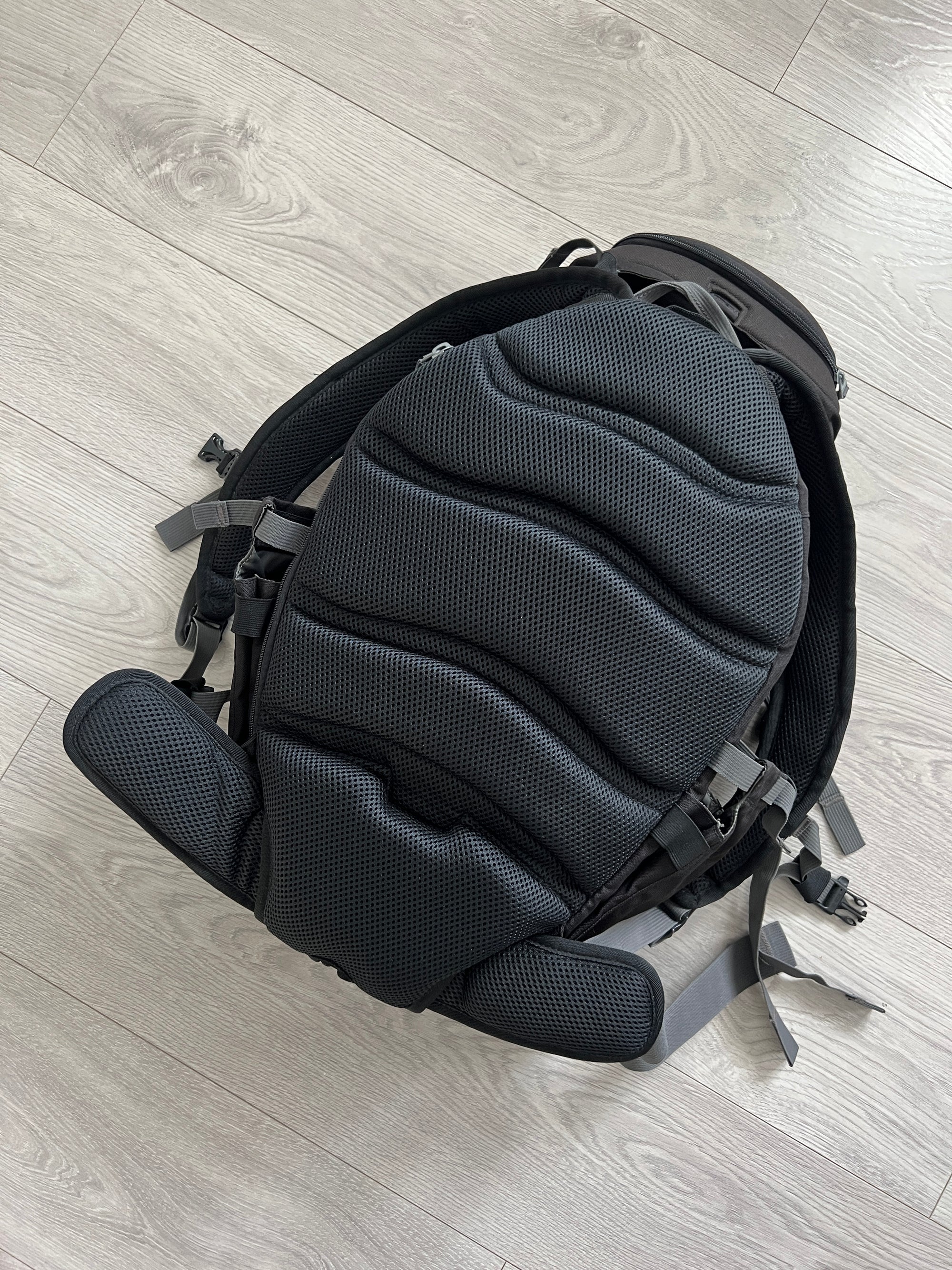 Oakley 2006 Toolbox Technical Backpack