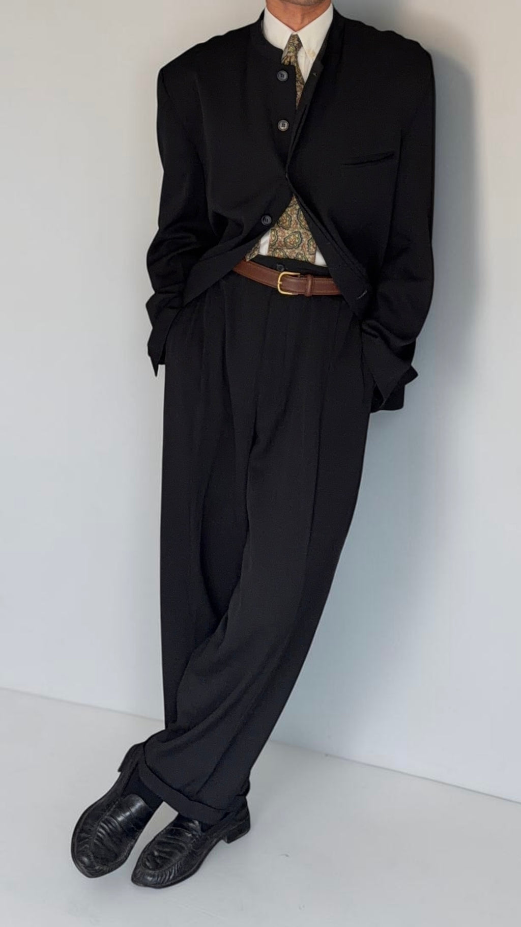 Giorgio Armani Black Label Mainline 1990s Nehru Collar Draped Wool Pleated Suit - Size XXL Jacket / 38" Waist