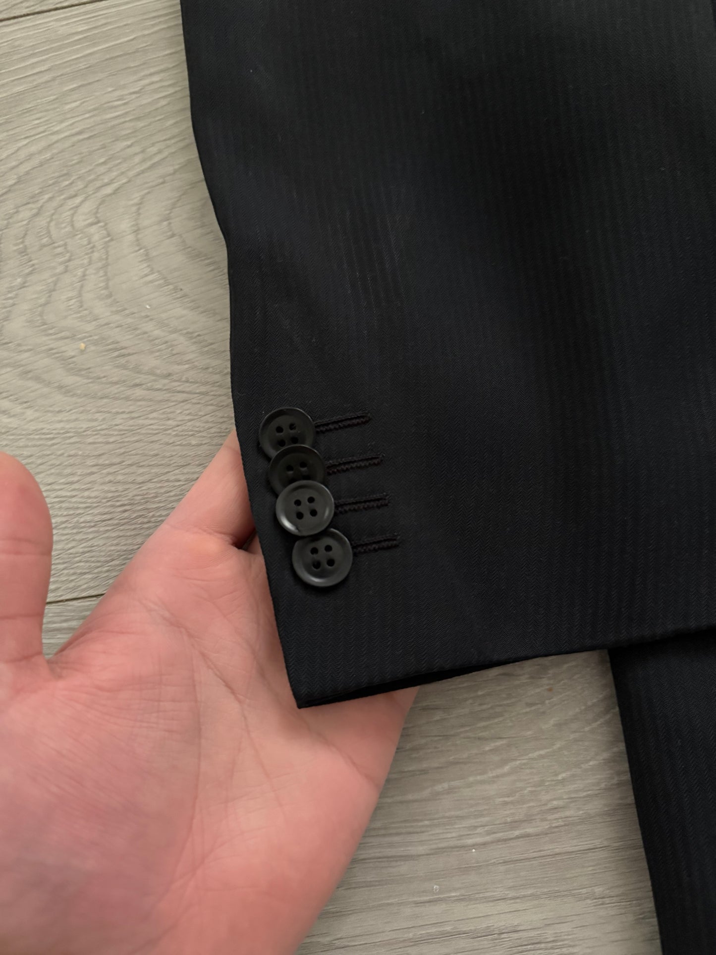 Giorgio Armani 1990s Black Pleated Wool Suit - Size L Jacket / 36" Waist