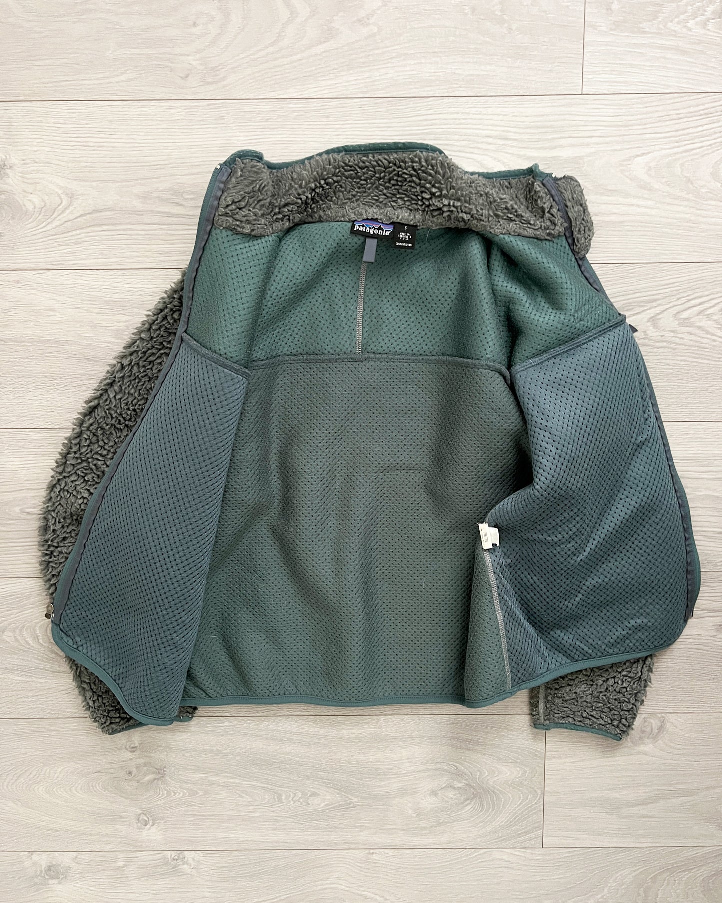 Patagonia FW2001 Deep Pile Retro Fleece Jacket - Size S