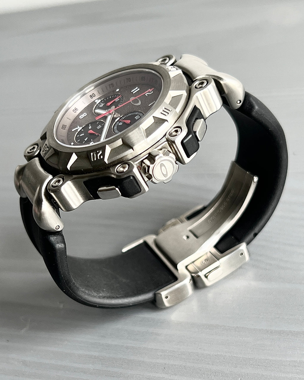 Oakley Crankcase Large 3-Hand Stainless Steel Carbon Watch