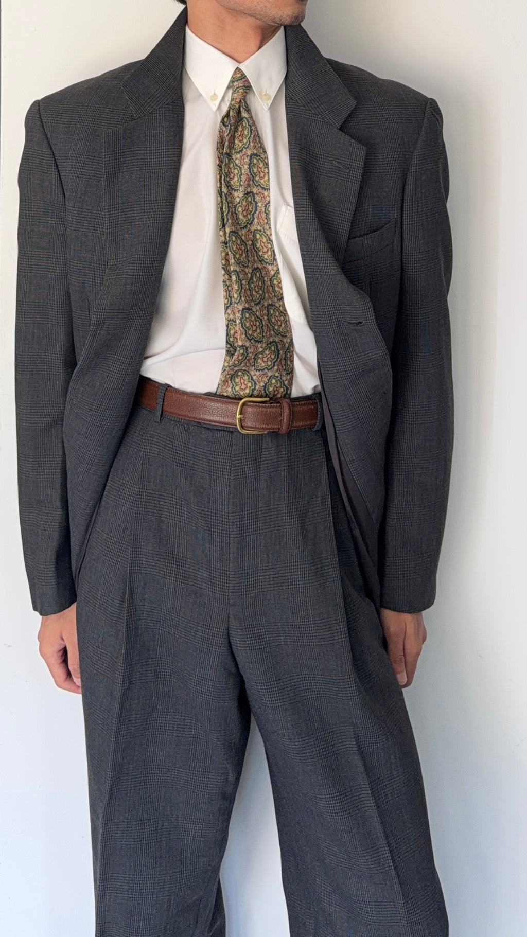 Emporio Armani 1990s 3B Prince of Wales Check Grey Pleated Wool Suit - Size L Jacket / 32" Waist
