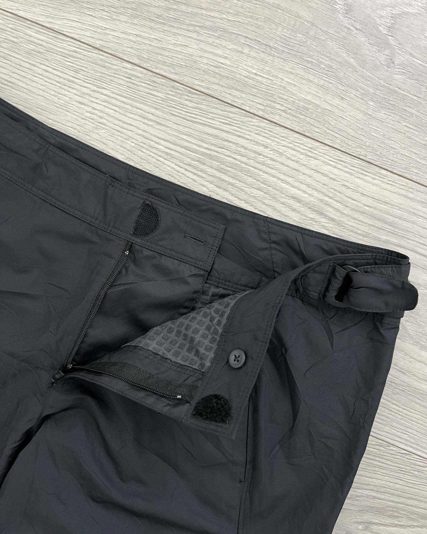 Nike Clima-Fit 00s Golden Swoosh Logo Technical Rain Pants - Size 30