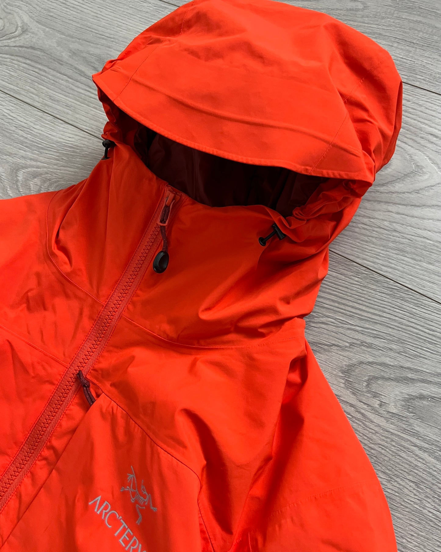 Arcteryx Kappa SV Gore Windstopper Primaloft Insulated Hooded Jacket - Size M