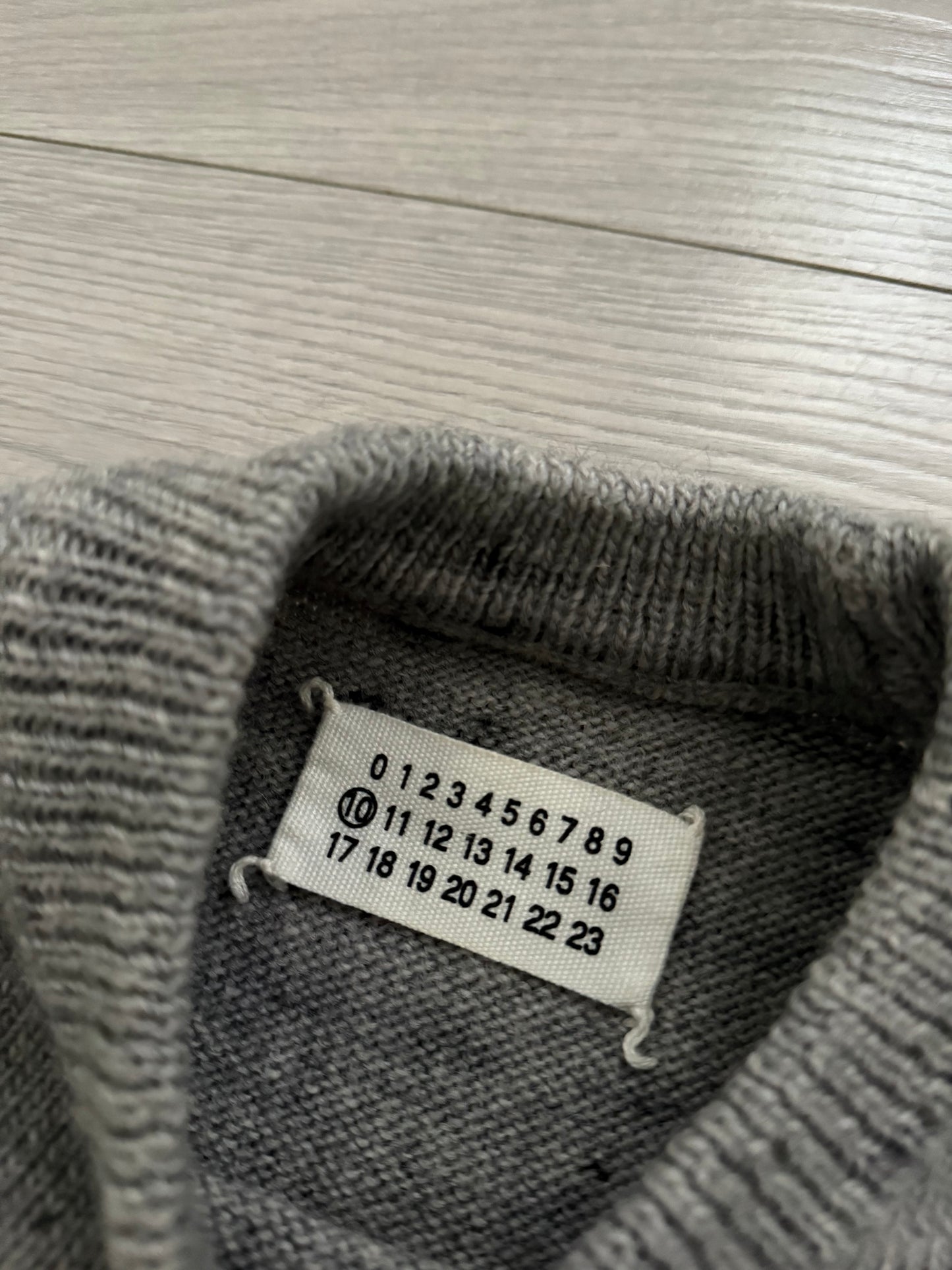 Maison Martin Margiela FW2001 Marled Knit Sweater by Miss Deanna - Size S