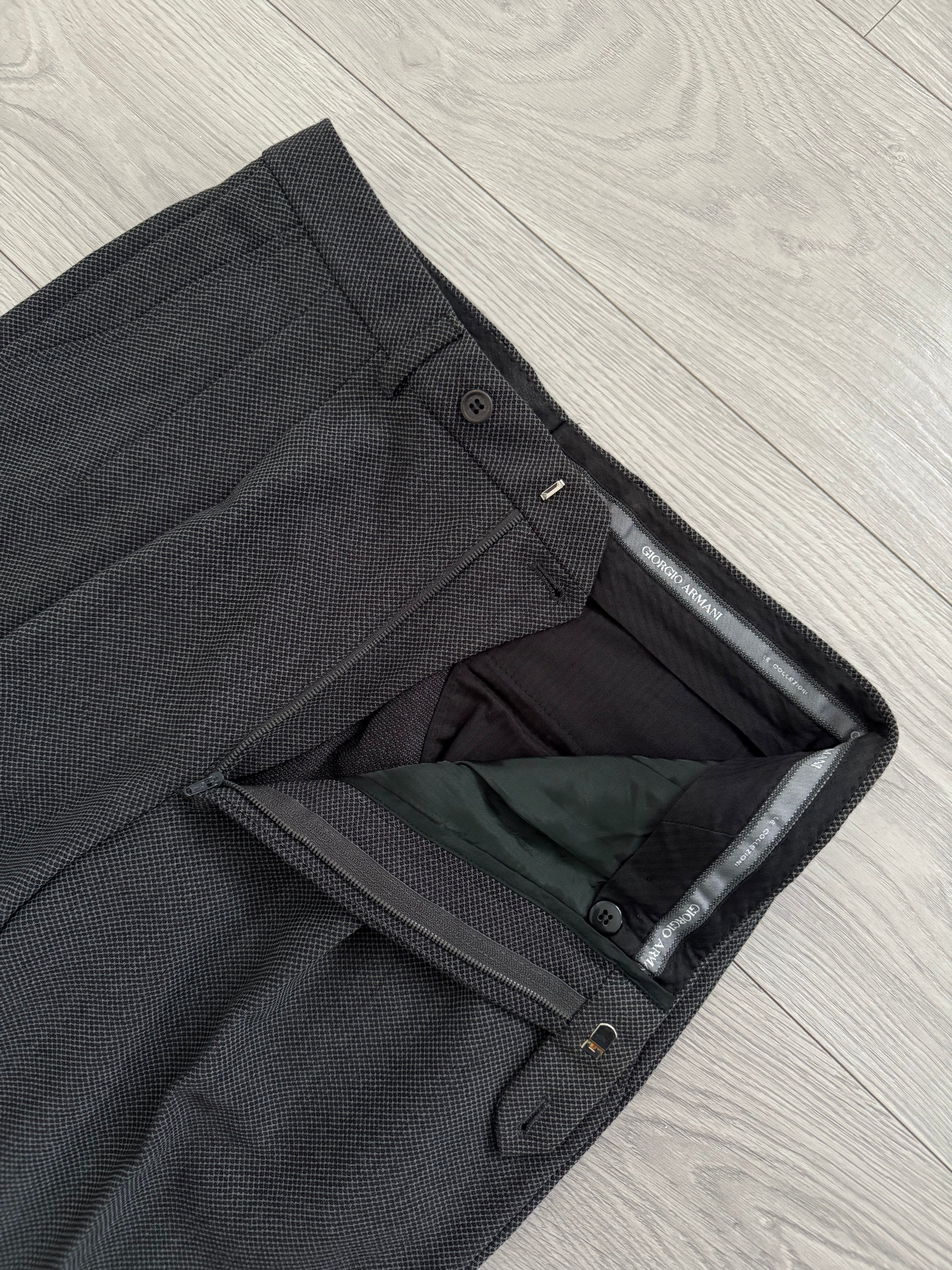 Giorgio Armani 1980s Double Breasted Pleated Wool Suit Grey New - Size L Jacket / 32" Waist