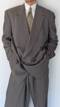 Giorgio Armani 1980s Taupe Charcoal Peaked Lapel Double Breasted Ribbed Weave Pleated Wool Suit - Size XL Jacket / 32" Waist