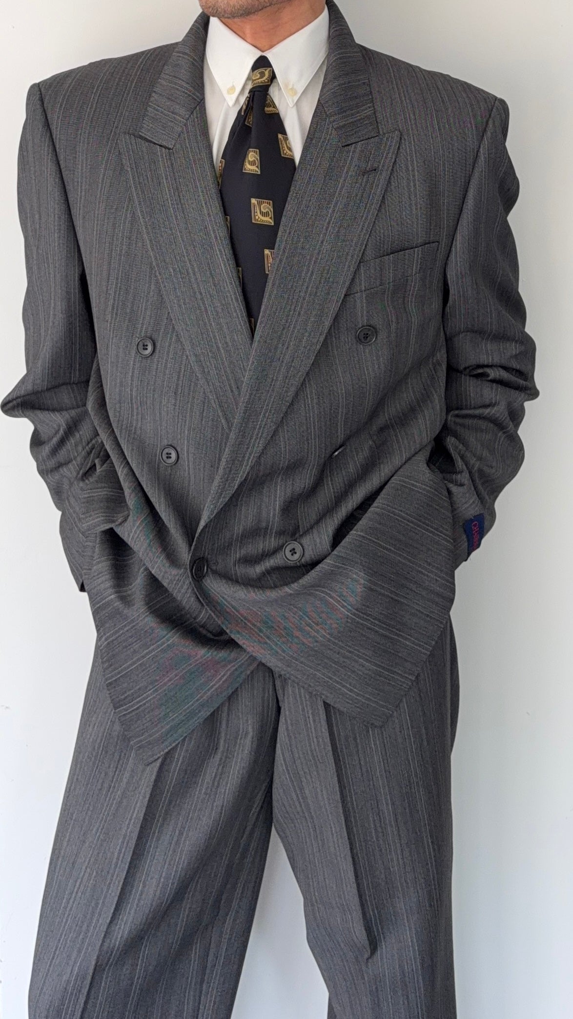 1980s Vintage Peaked Lapel Double Breasted Pleated Wool Textured Suit - Size XXL Jacket / 36" Waist