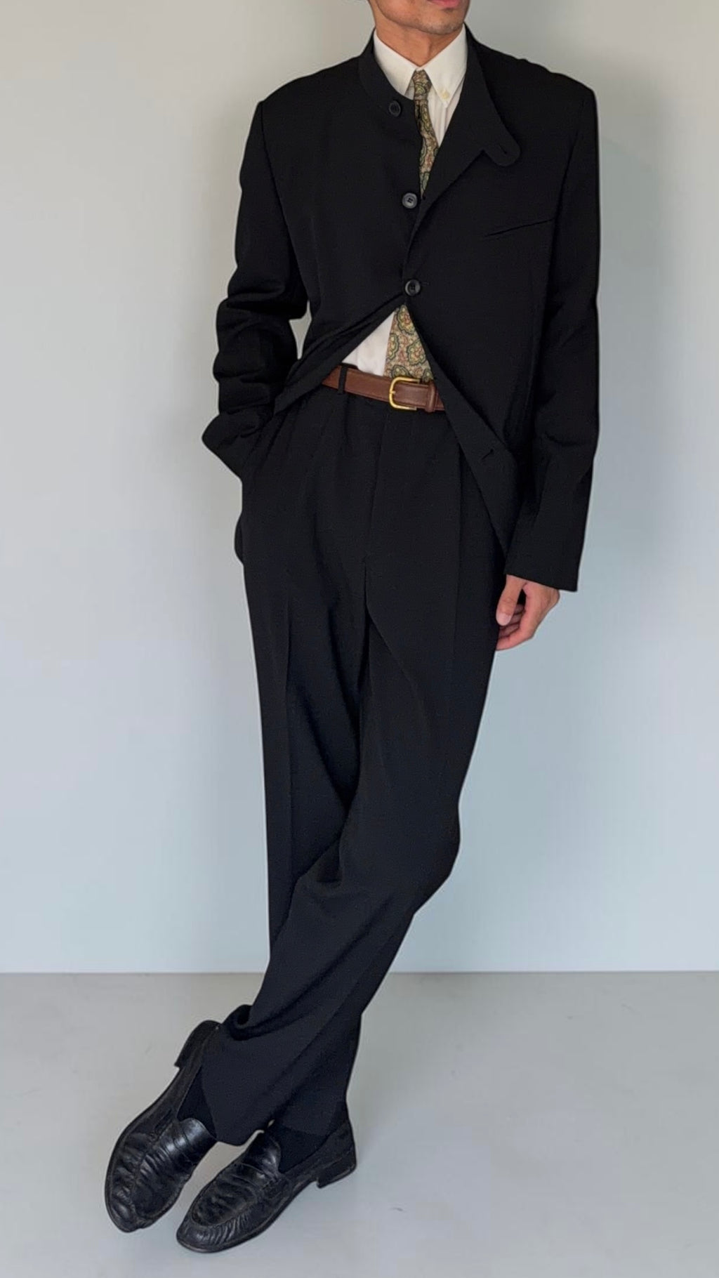 Armani 1990s Nehru Collar Draped Wool Suit - Size XXL Jacket / 38" Waist