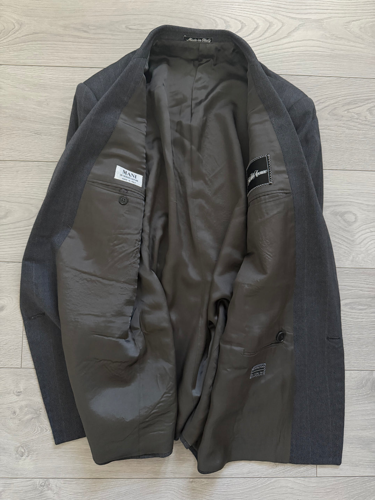 Giorgio Armani Mani 1980s Peaked Lapel Double Breasted Wool Suit Grey - Size L Jacket / 33" Waist