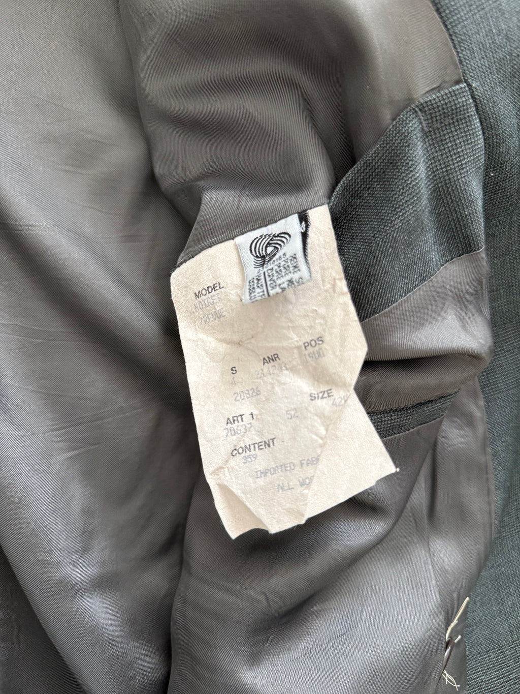 Hugo Boss 1980s Peaked Lapel Double Breasted Pleated Wool Suit Dark Green - Size XL Jacket / 36" Waist